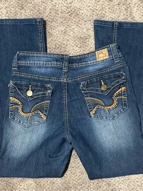 Y2K L.E.I. Sophia Flare Jeans Size 28 Low Rise Embroidered Flap Pocket Denim